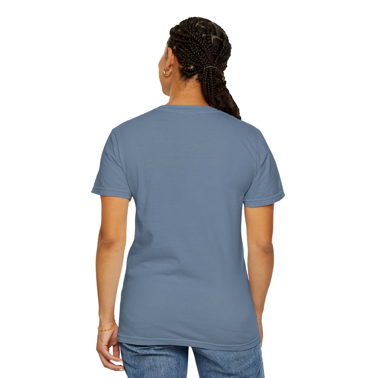 Ladies Love the Squatch - Comfort Colors 1717 T-Shirt