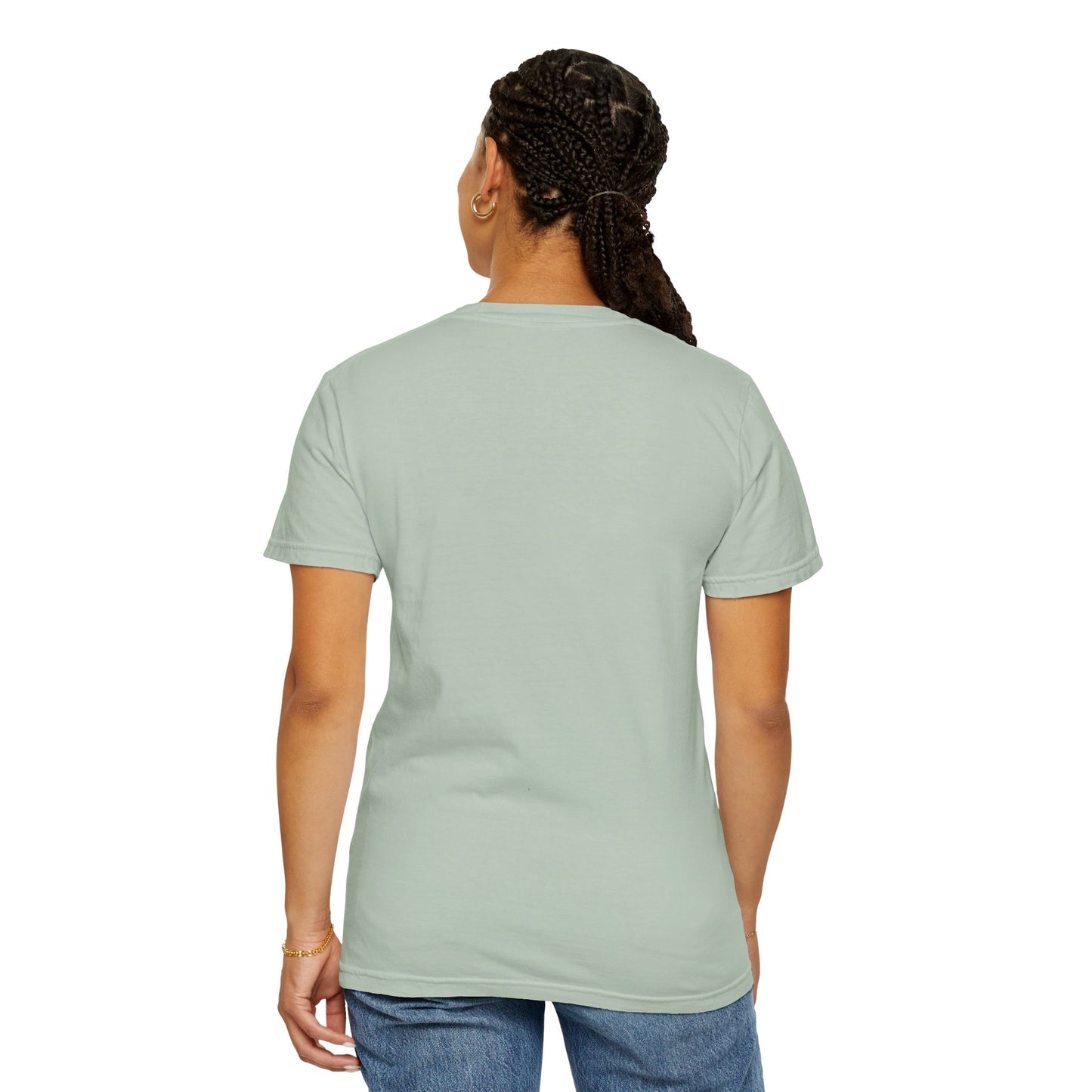 Ladies Love the Squatch - Comfort Colors 1717 T-Shirt