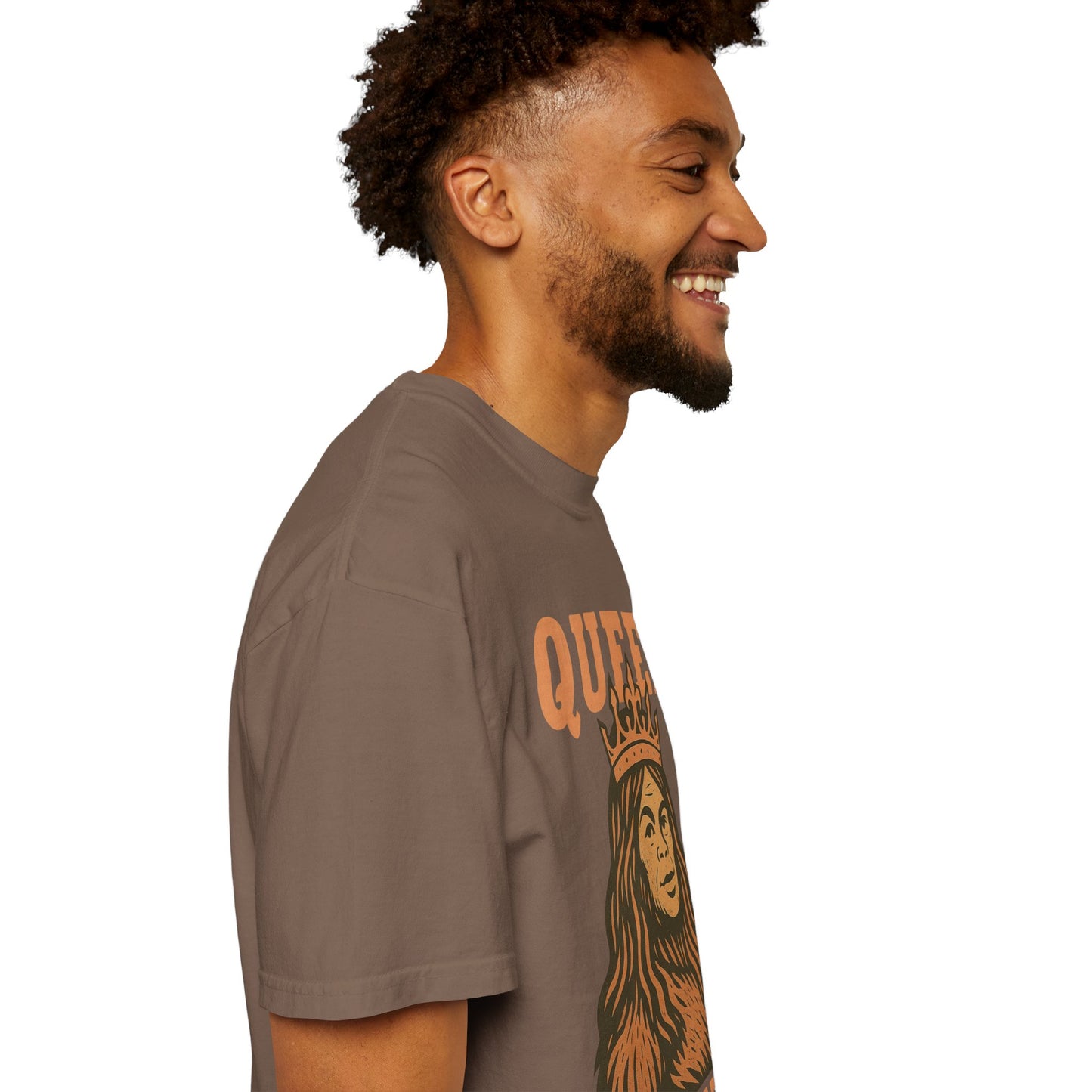 Queen Squatch - Sasquatch / Bigfoot - Comfort Colors 1717 T-Shirt