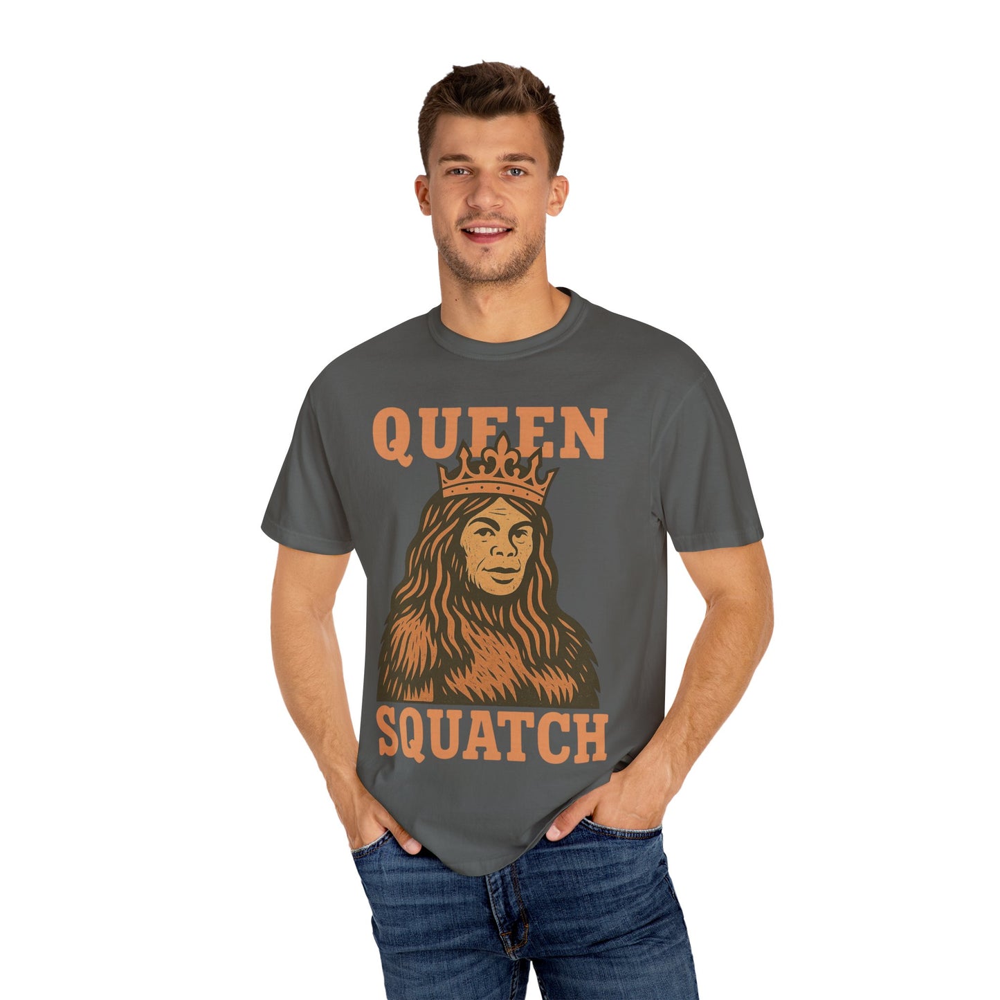 Queen Squatch - Sasquatch / Bigfoot - Comfort Colors 1717 T-Shirt