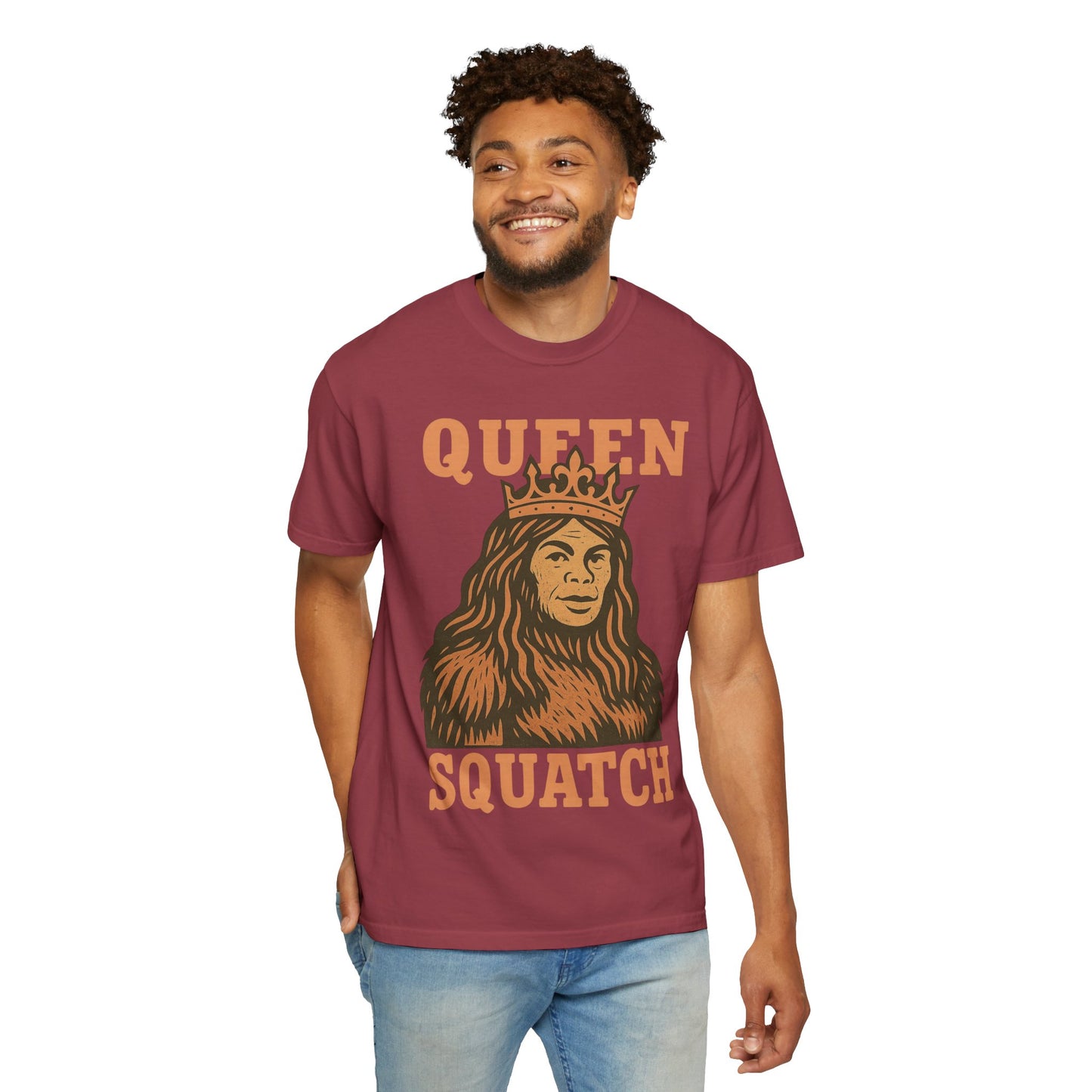 Queen Squatch - Sasquatch / Bigfoot - Comfort Colors 1717 T-Shirt