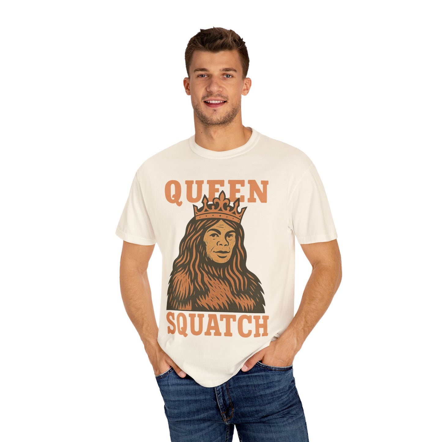Queen Squatch - Sasquatch / Bigfoot - Comfort Colors 1717 T-Shirt