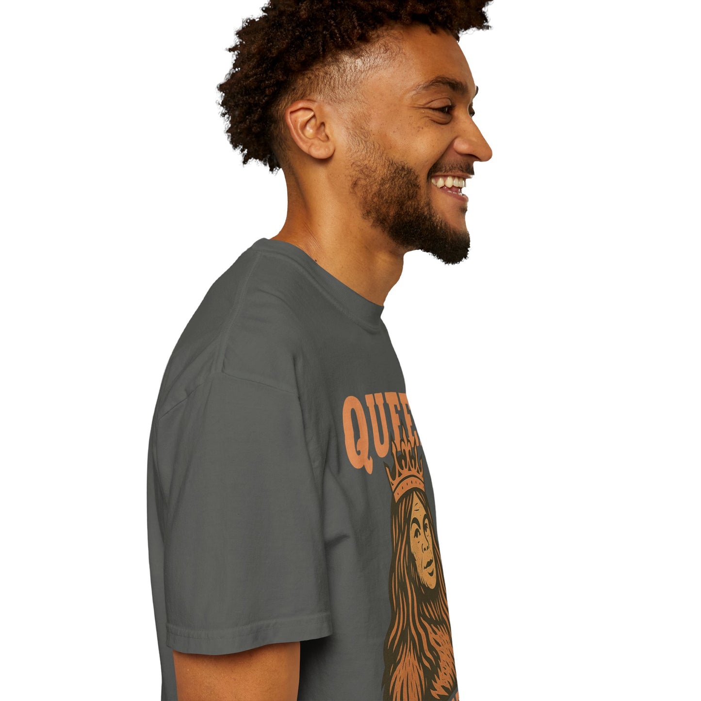Queen Squatch - Sasquatch / Bigfoot - Comfort Colors 1717 T-Shirt