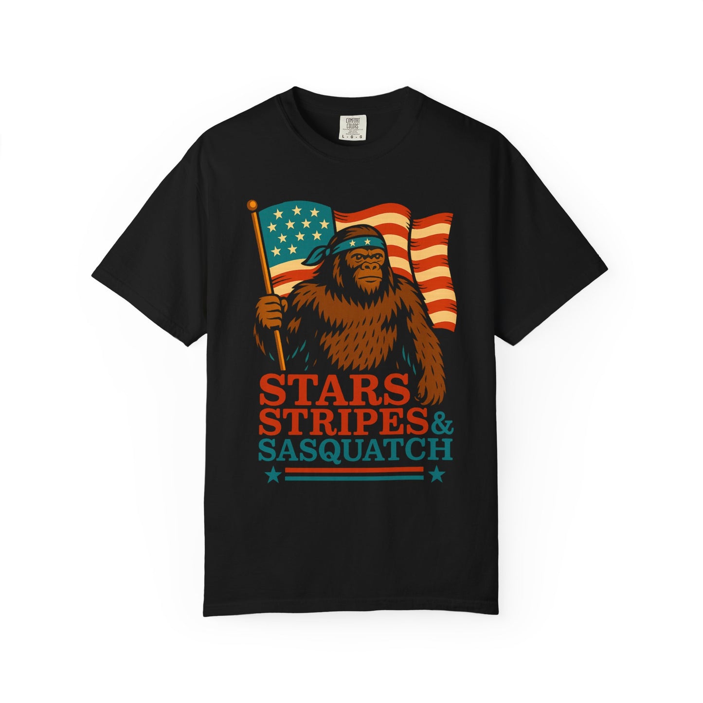 Stars Stripes & Sasquatch Patriotic Bigfoot T-Shirt for Sasquatch Enthusiasts | Vintage American Flag Graphic Tee