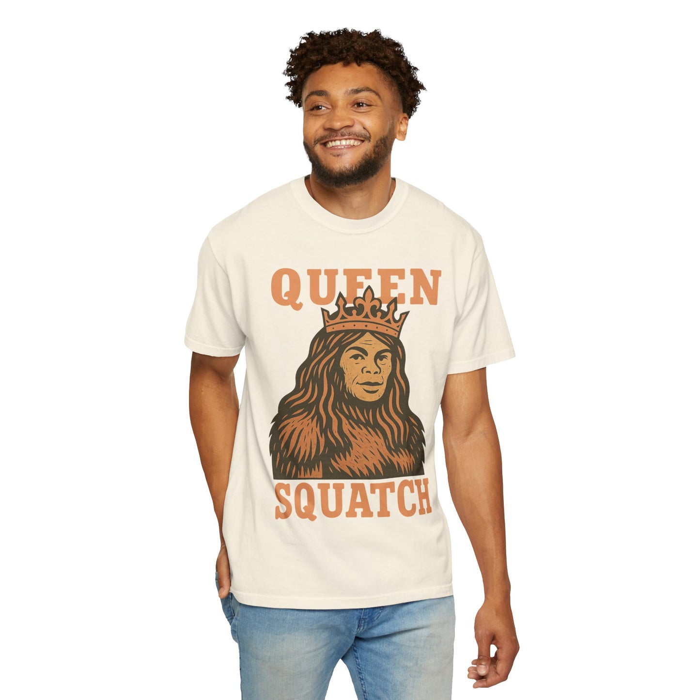 Queen Squatch - Sasquatch / Bigfoot - Comfort Colors 1717 T-Shirt